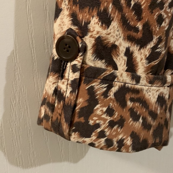 Beautiful Marc Bouwer cheetah print belted jacket - Picture 4 of 10